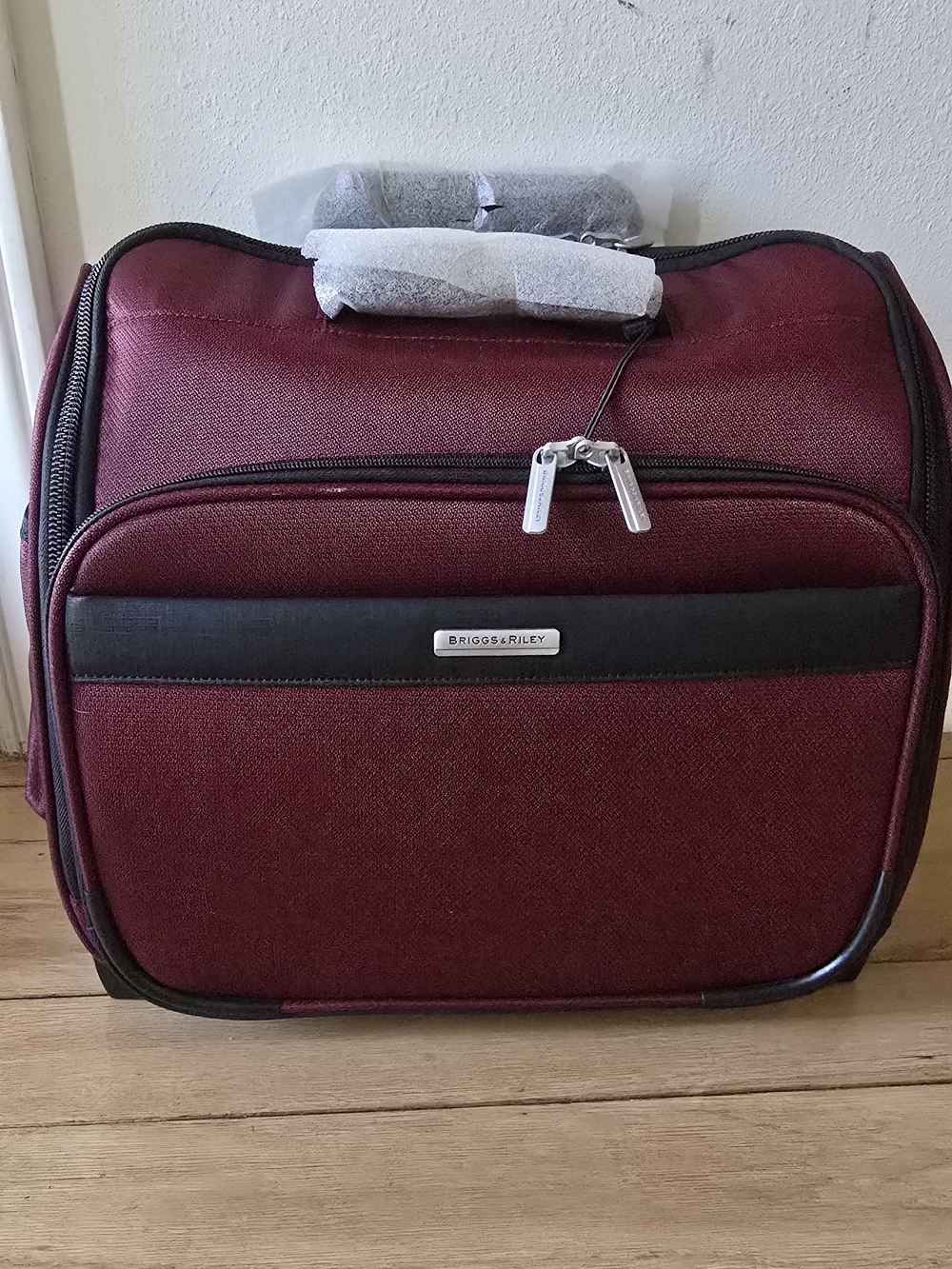 Briggs & Riley Wine Red Compact Travel Carry-On